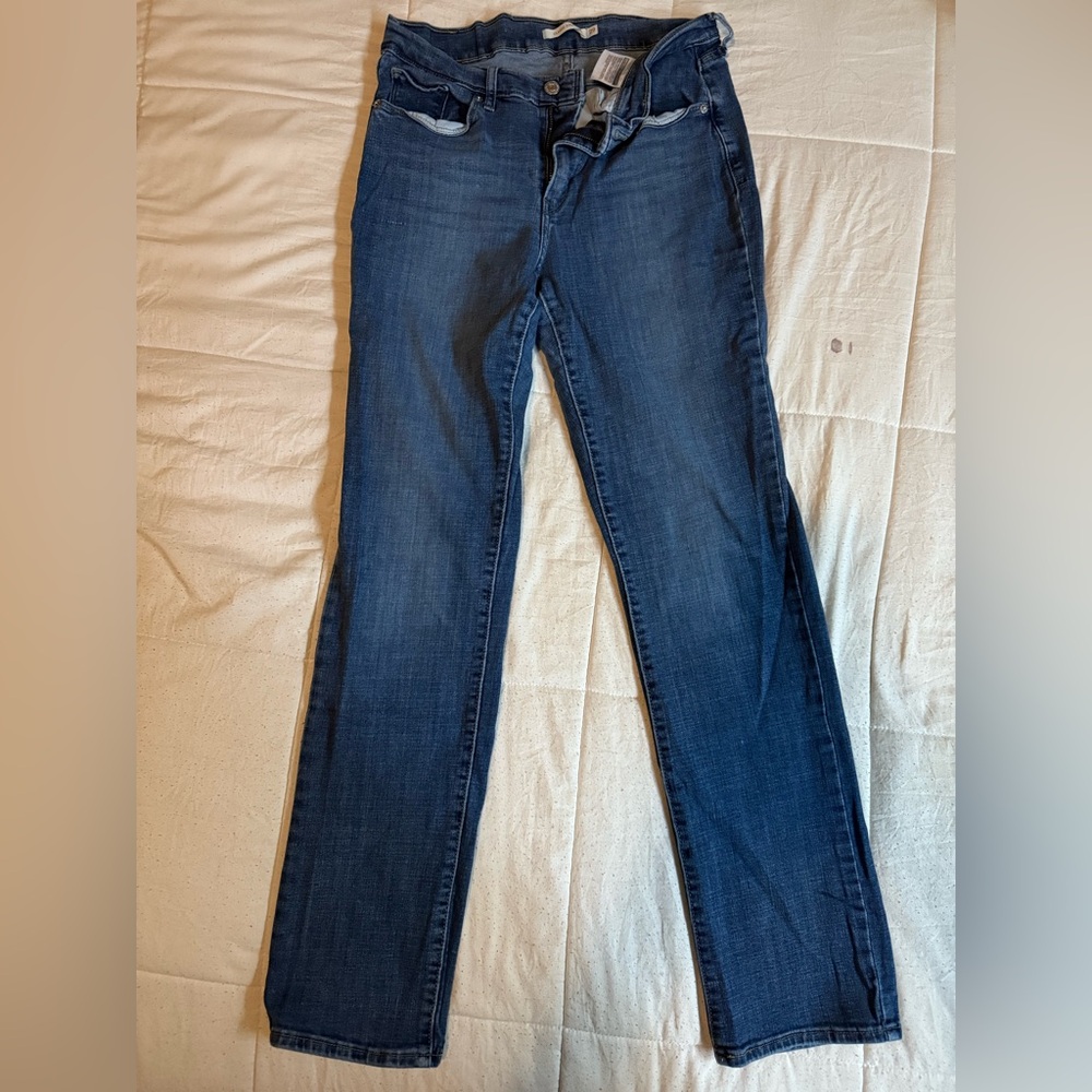 Levi's Women's Dark Blue Straight Leg Jeans